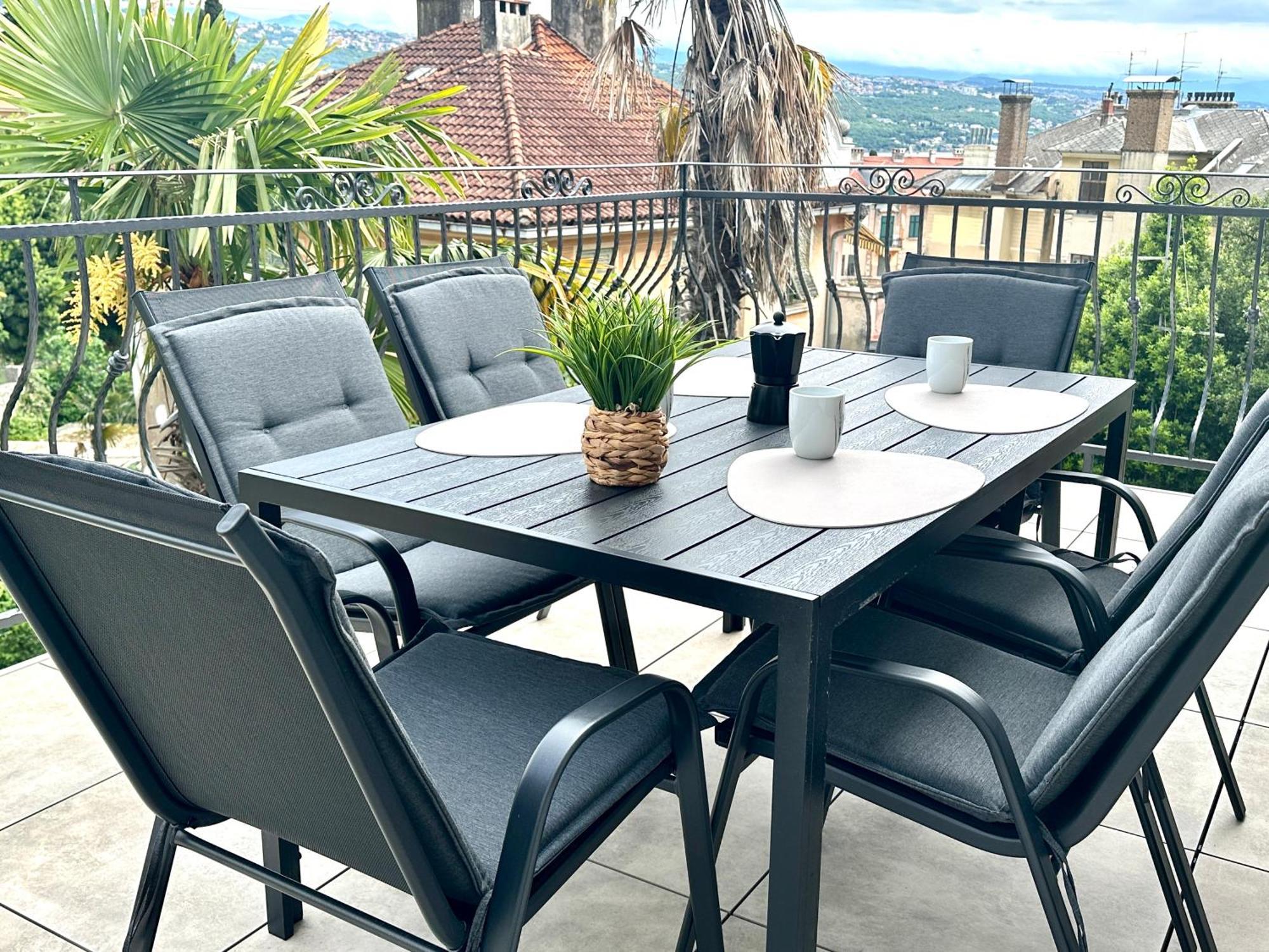 Apartments Villa Ida Опатия Экстерьер фото