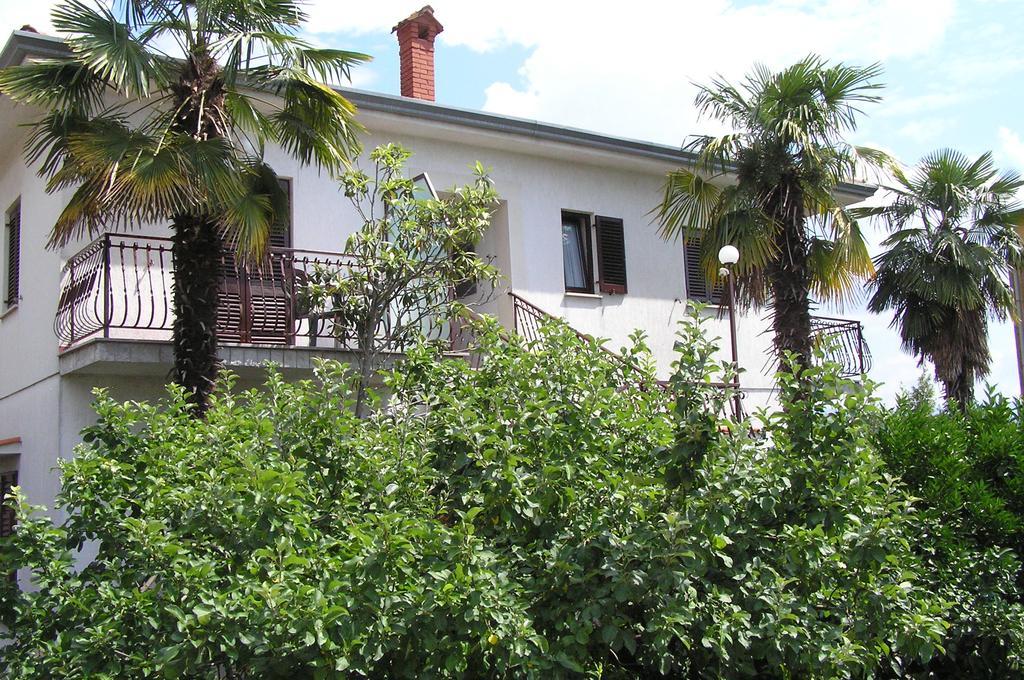 Apartments Villa Ida Опатия Экстерьер фото